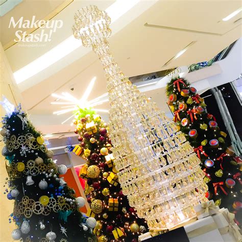 dior christmas tree singapore|Ion Orchard unveils a dazzling Christian Dior .